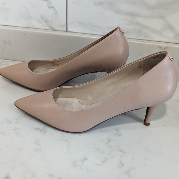 Cole Haan Women's The Go to Park Pumps - Picture 3 of 9